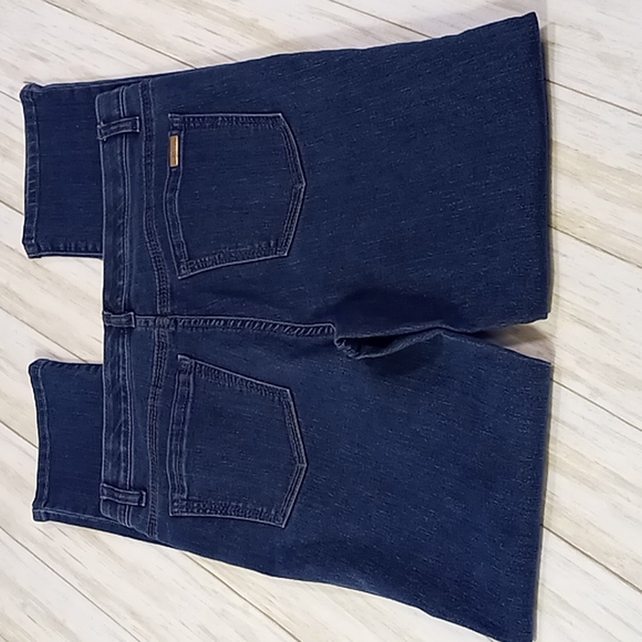 J M Collection Mid-Rise Tapered Leg Blue Jeans Size 8 - Picture 7 of 16